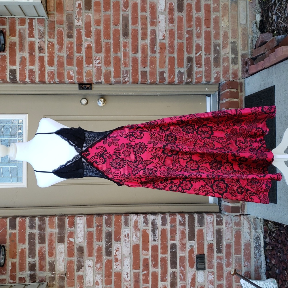 In Bloom by Jonquil Black Lace Floral Satin Maxi Slip Chemise Dress Size S 90s